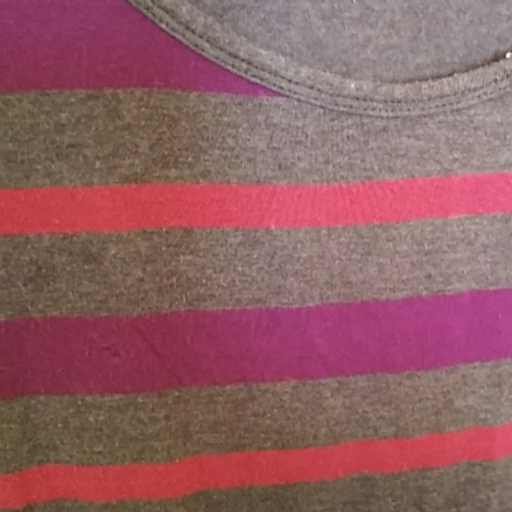Lularoe gray and pink tee - Picture 2 of 3